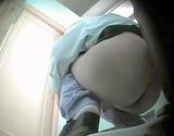 *** Spy Cam in the Ladies Toilet ***